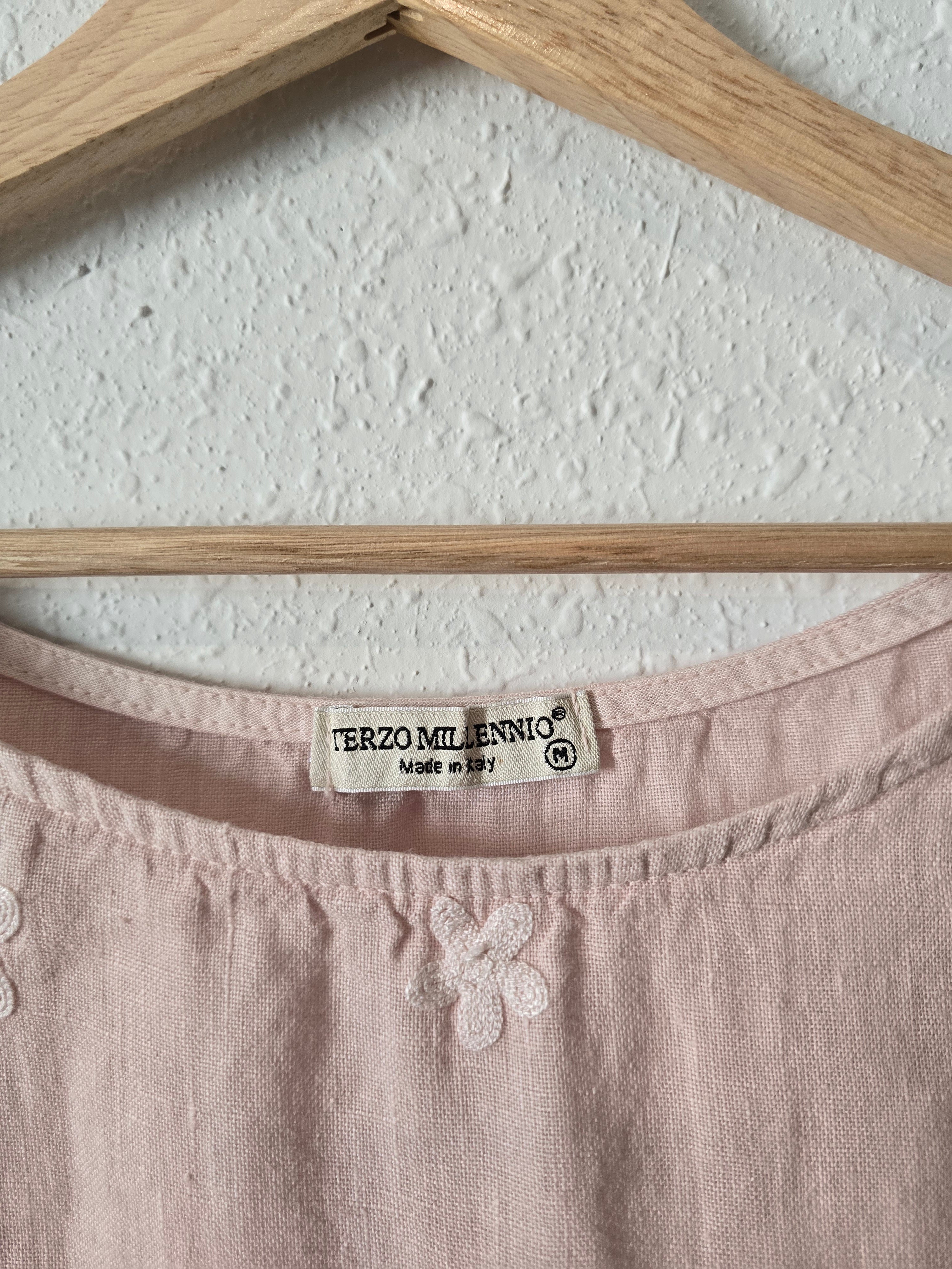 Blush Floral Embroidered Linen Top (M)