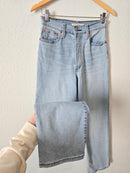 Levi's Ribcage Straight Jeans (25)