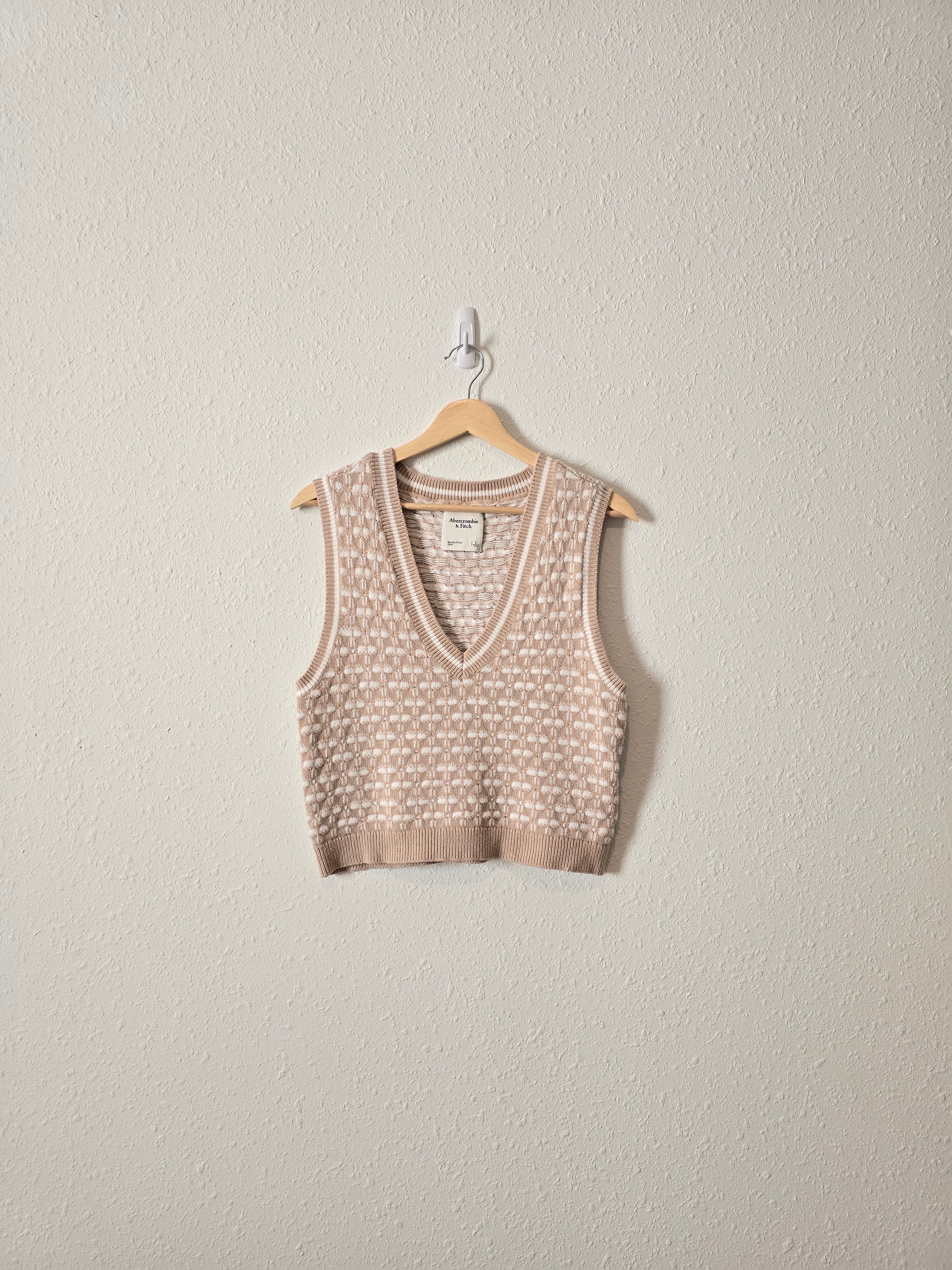 Abercrombie Neutral Knit Vest (L)