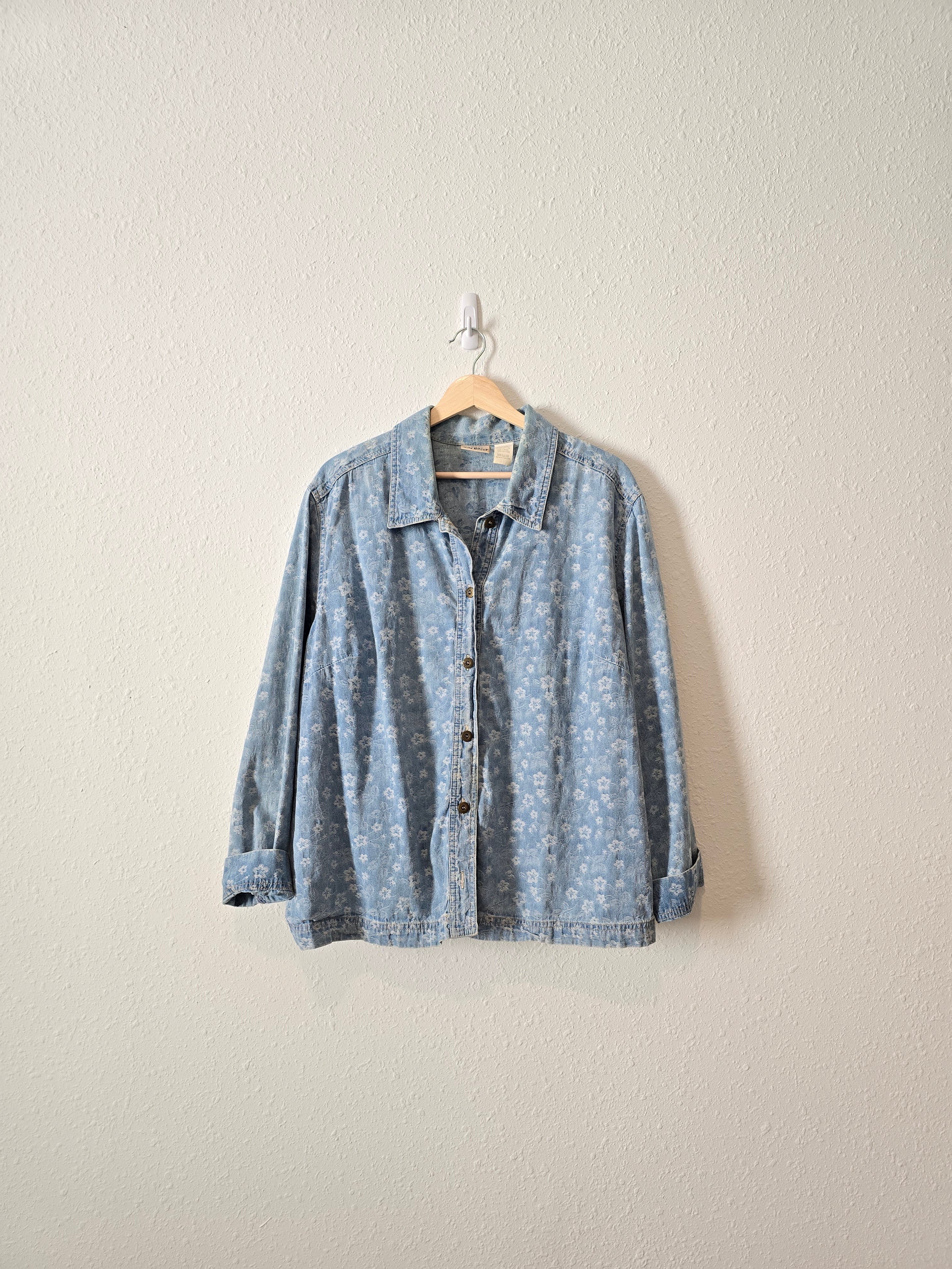 Vintage Floral Denim Button Up (20W)