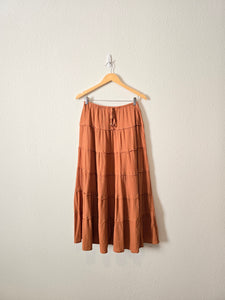 Flowy Tiered Maxi Skirt (M)