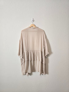 Easel Oversized Ruffle Kimono (S)