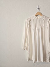 Load image into Gallery viewer, Free People Linen Tunic (XS)
