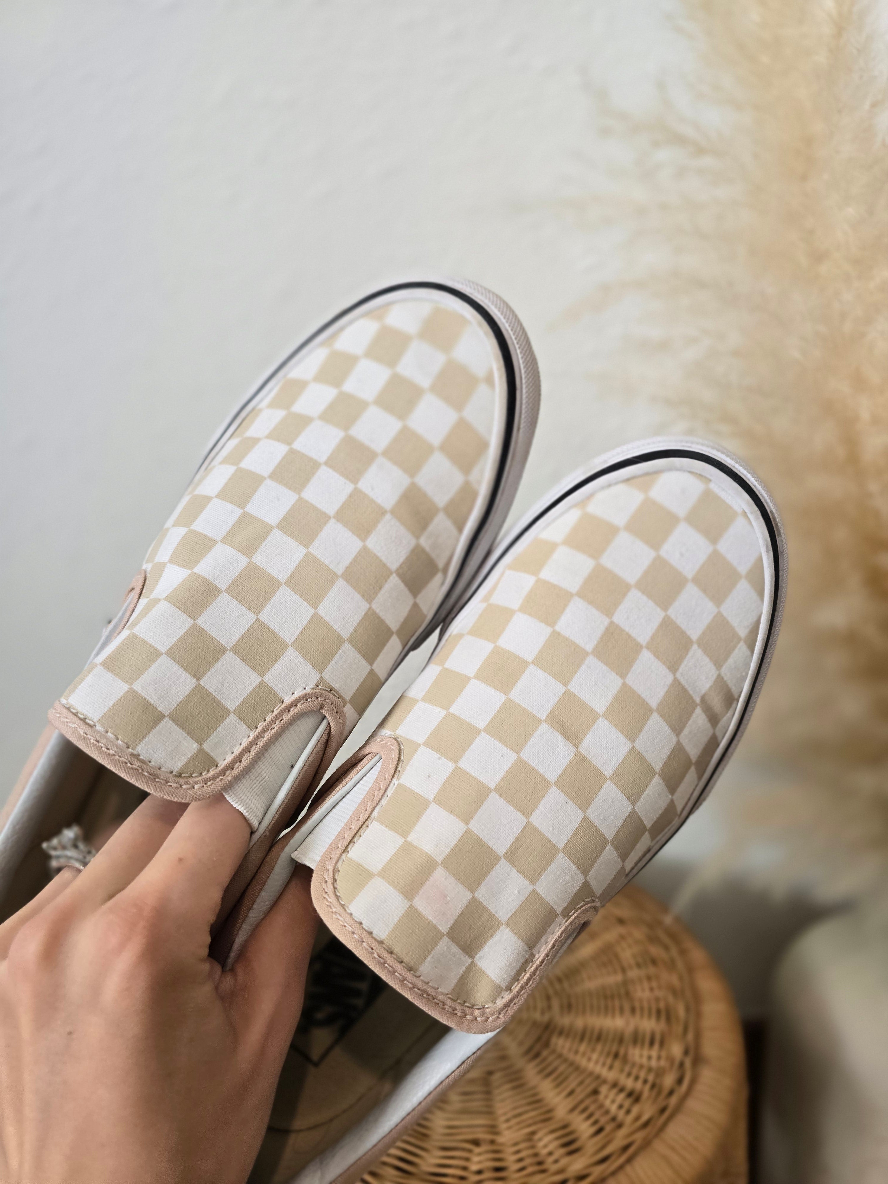 Neutral Checkered Vans (9.5)