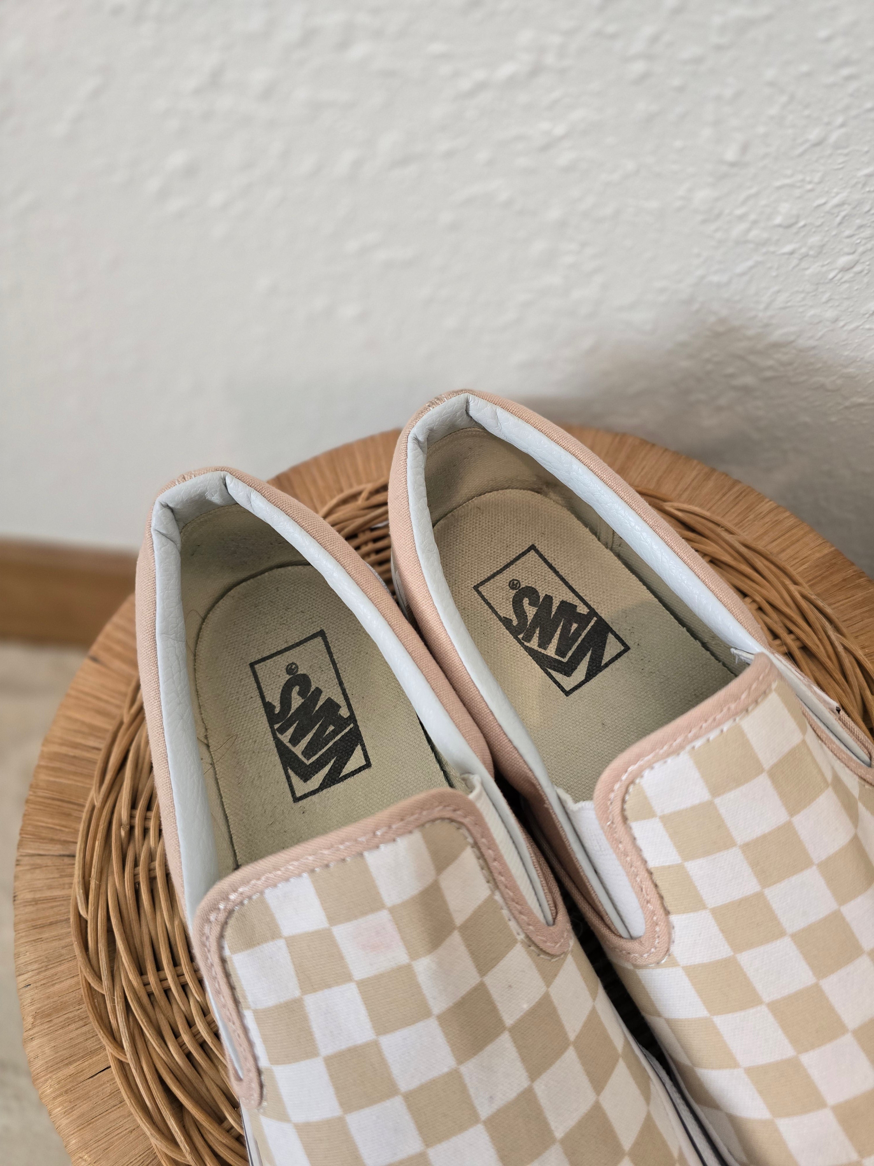 Neutral Checkered Vans (9.5)