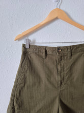 Load image into Gallery viewer, Madewell Olive Camp Shorts (S)
