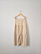 Load image into Gallery viewer, Button Up Tiered Maxi Skirt (M)
