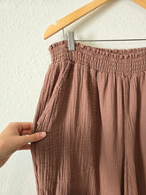 Load image into Gallery viewer, Brown Wide Leg Gauze Pants (1X)
