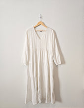 Load image into Gallery viewer, White Cotton Gauze Maxi Dress (L)
