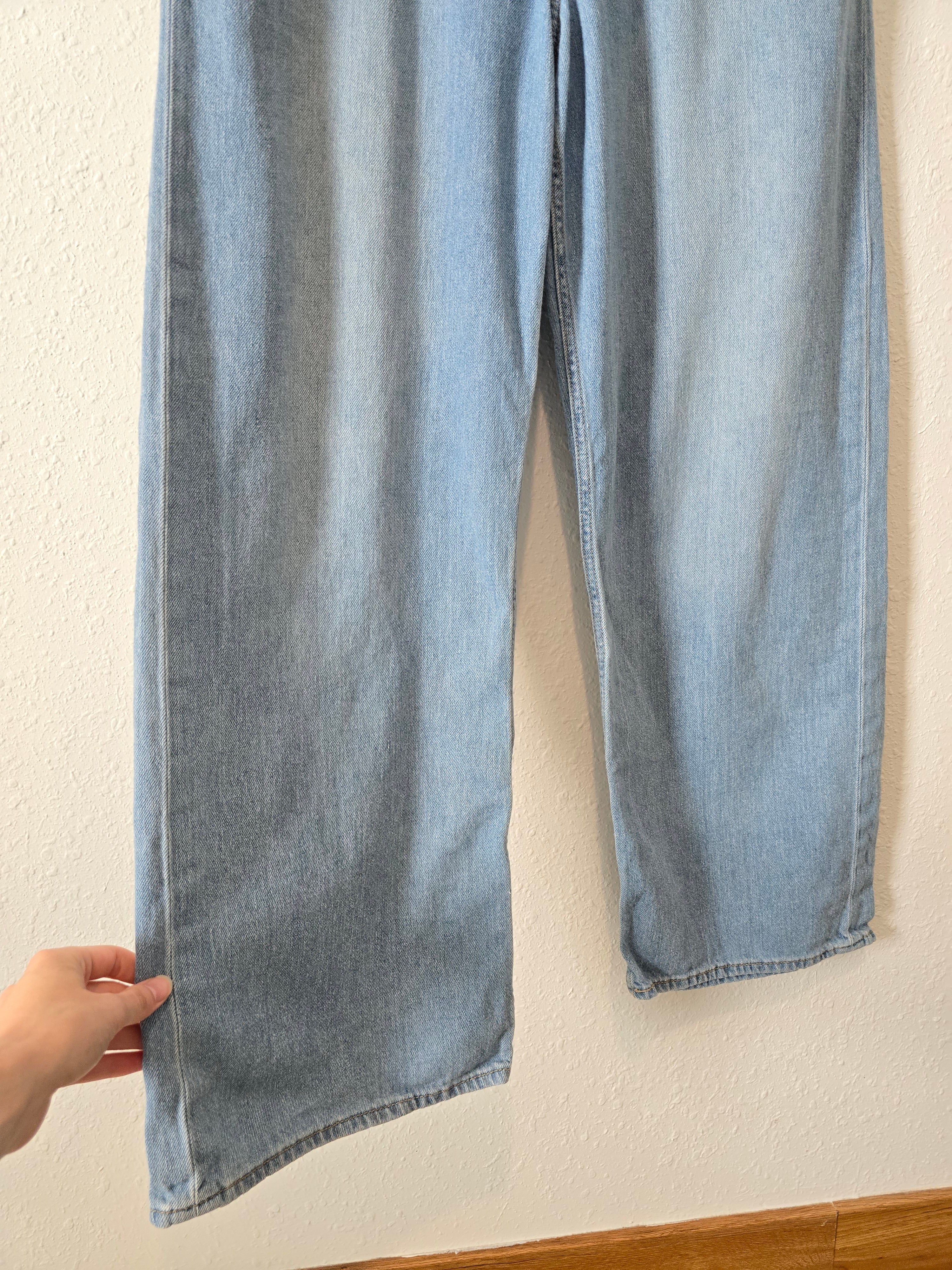 Levi's High Loose Jeans (32)