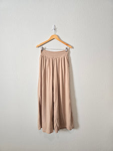 Smocked Wide Leg Pants (S/M)