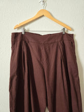 Load image into Gallery viewer, Abercrombie Brown Wide Leg Linen Pants (XL)
