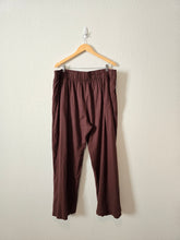 Load image into Gallery viewer, Abercrombie Brown Wide Leg Linen Pants (XL)
