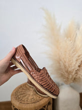 Load image into Gallery viewer, Brown Handwoven Leather Flats (7.5)
