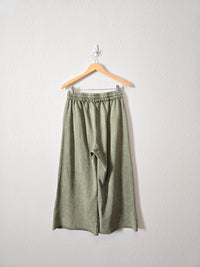 Green Wide Leg Crop Pants (M)