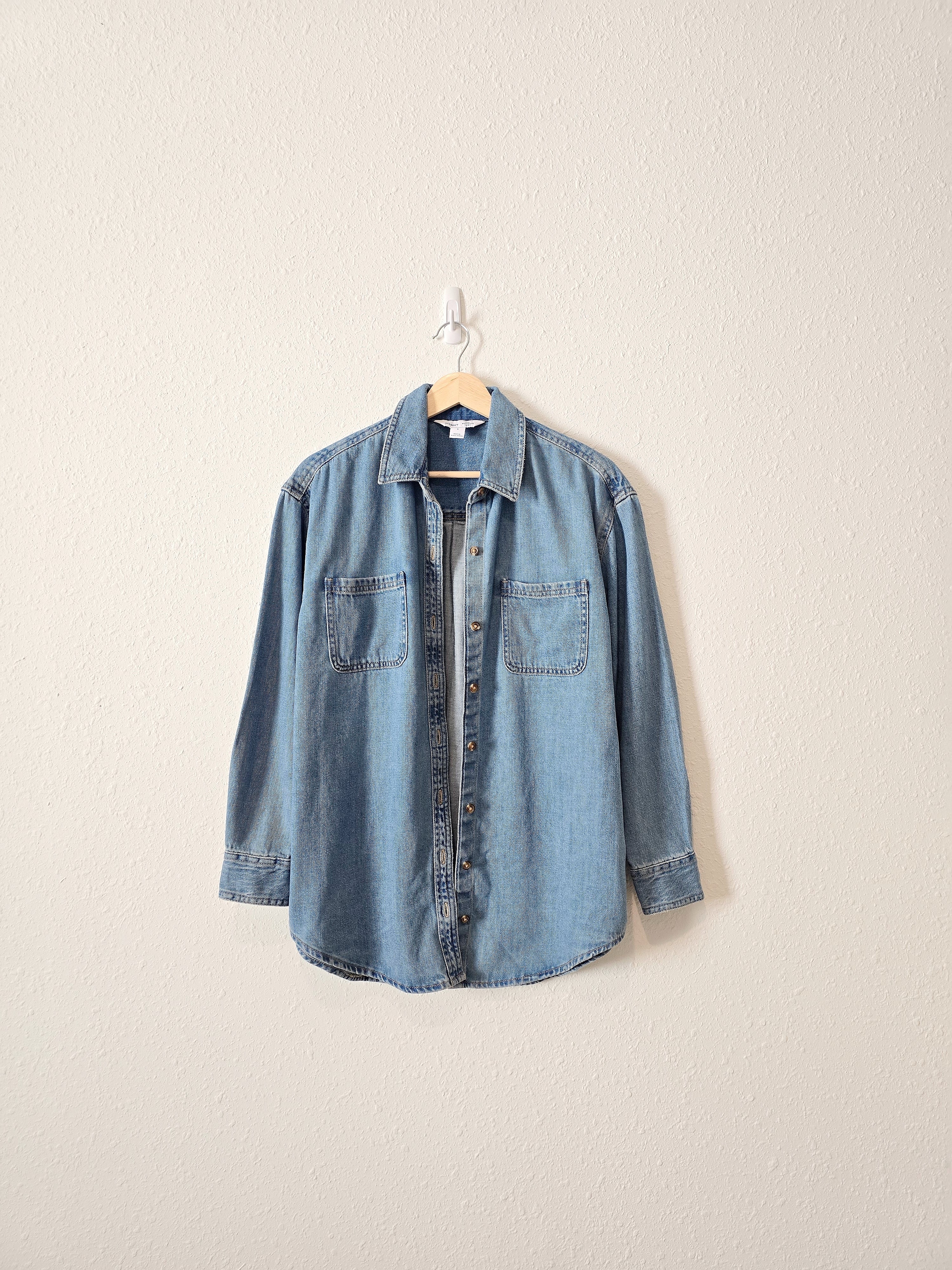 NEW Denim Boyfriend Shirt (S)