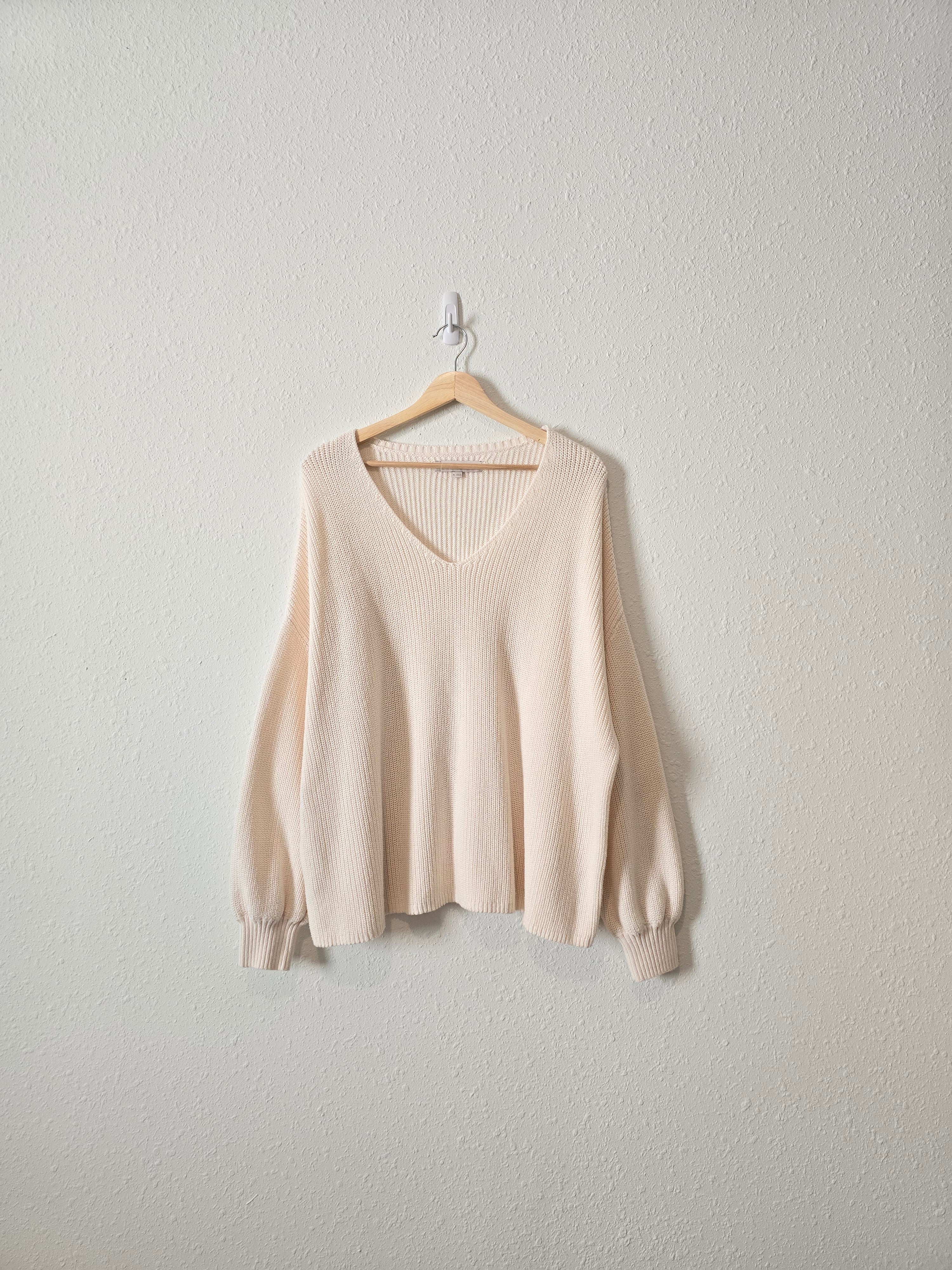 Cream Ribbed Knit Sweater (XL)