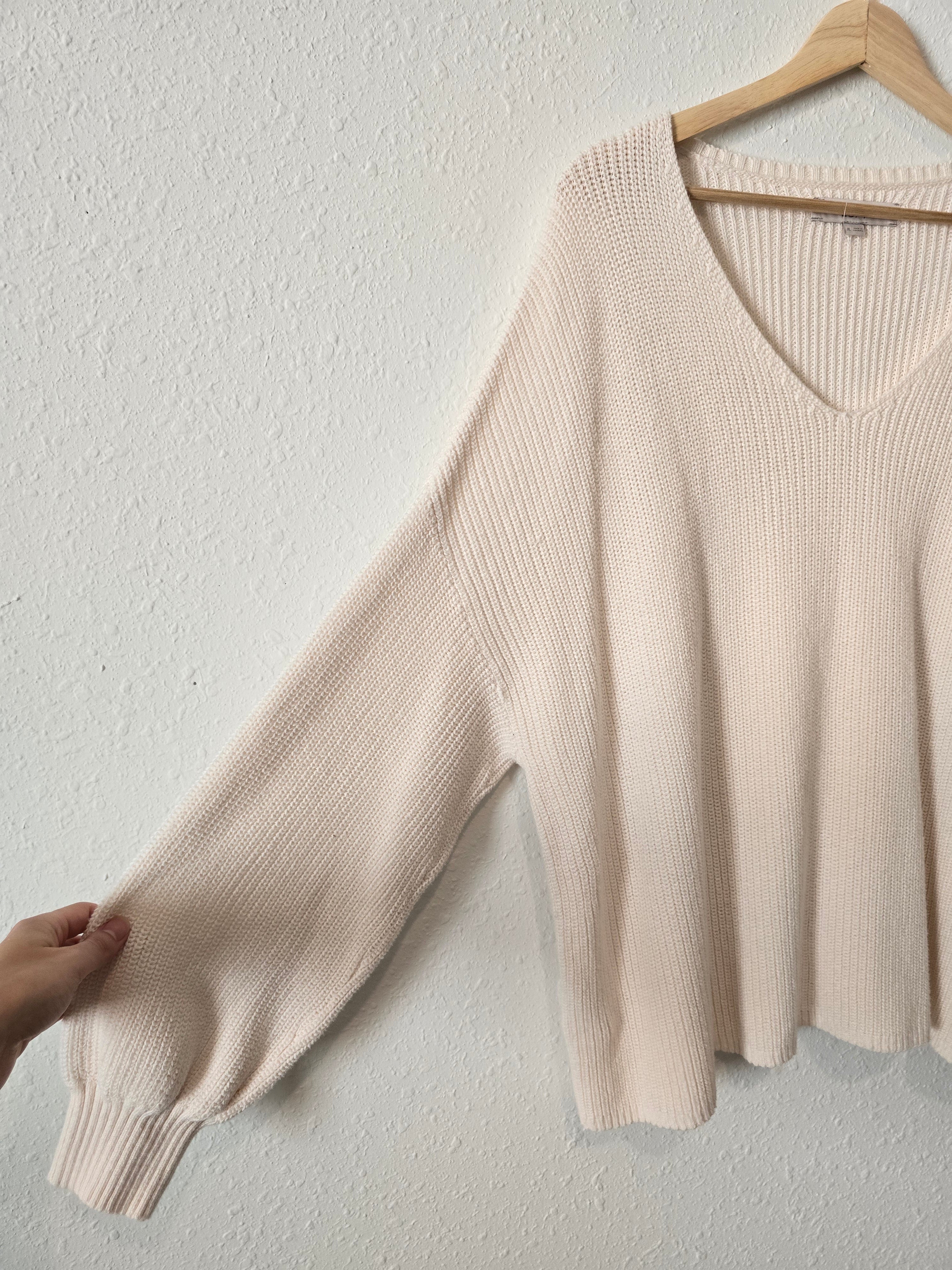 Cream Ribbed Knit Sweater (XL)