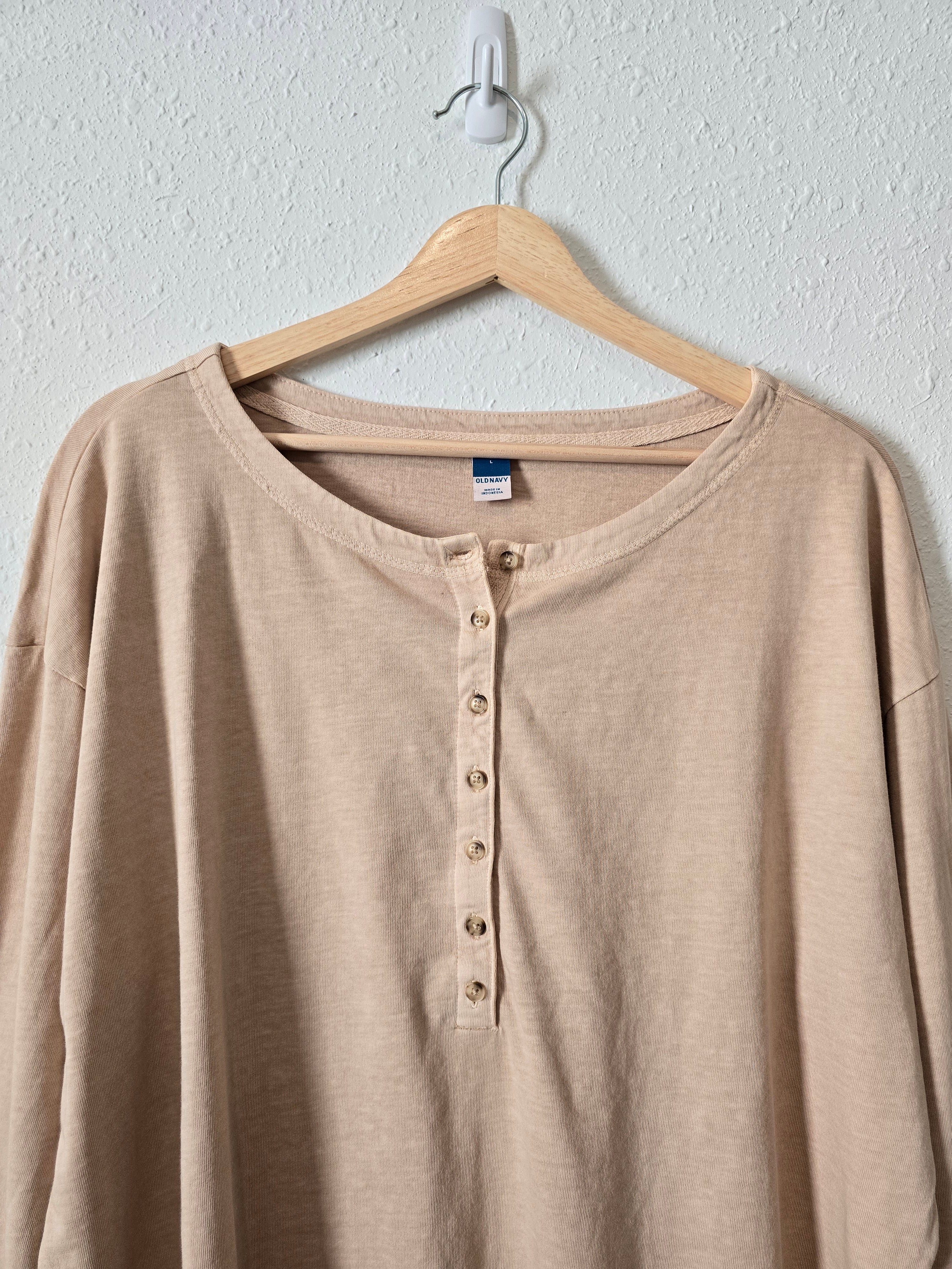 Neutral Long Sleeve Henley Tee (L)