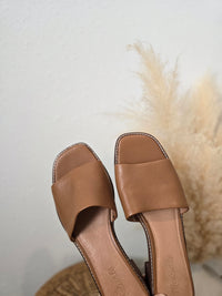 Madewell Leather Mules (10)