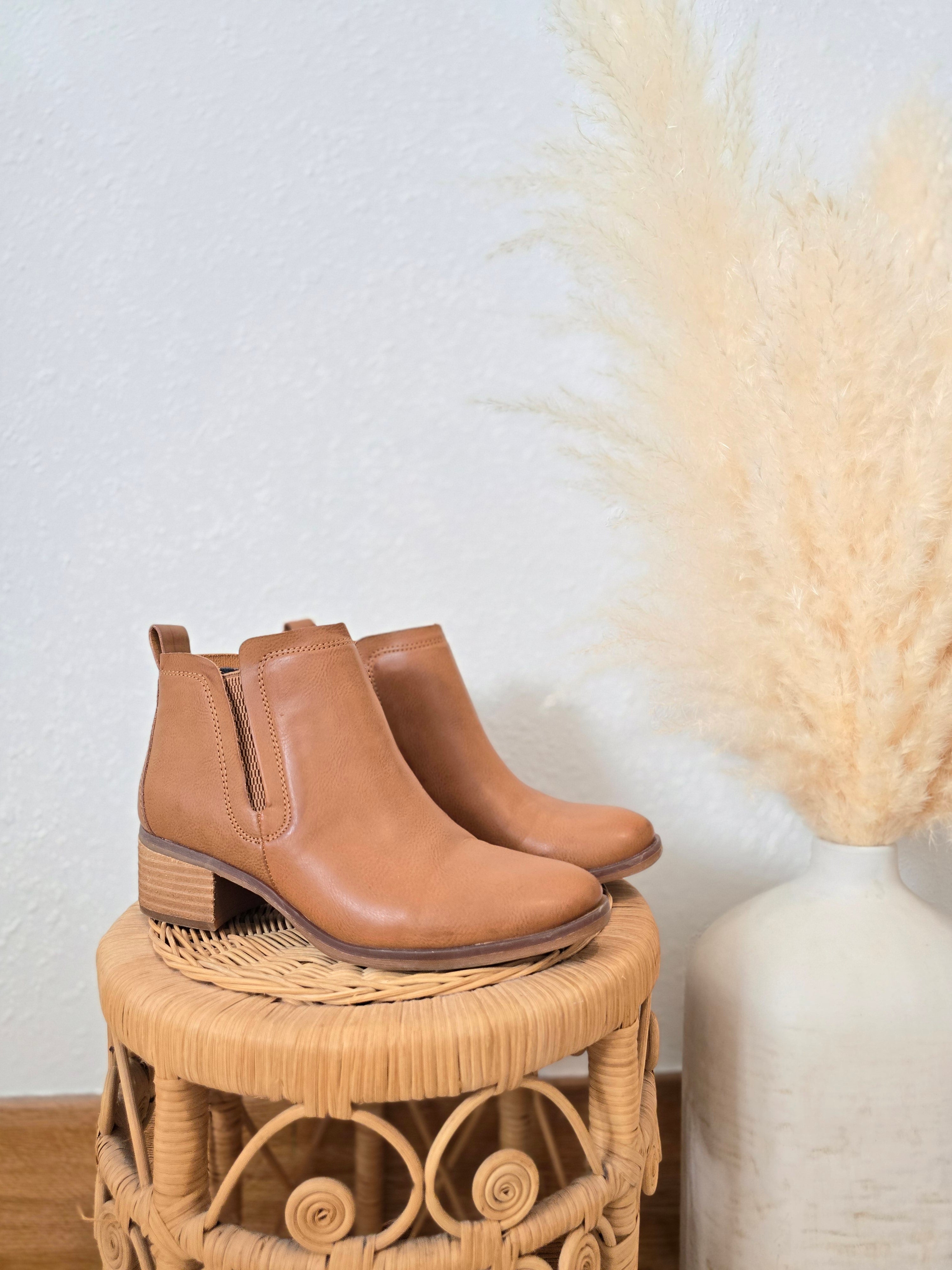 Korks Brown Ankle Booties (7.5)