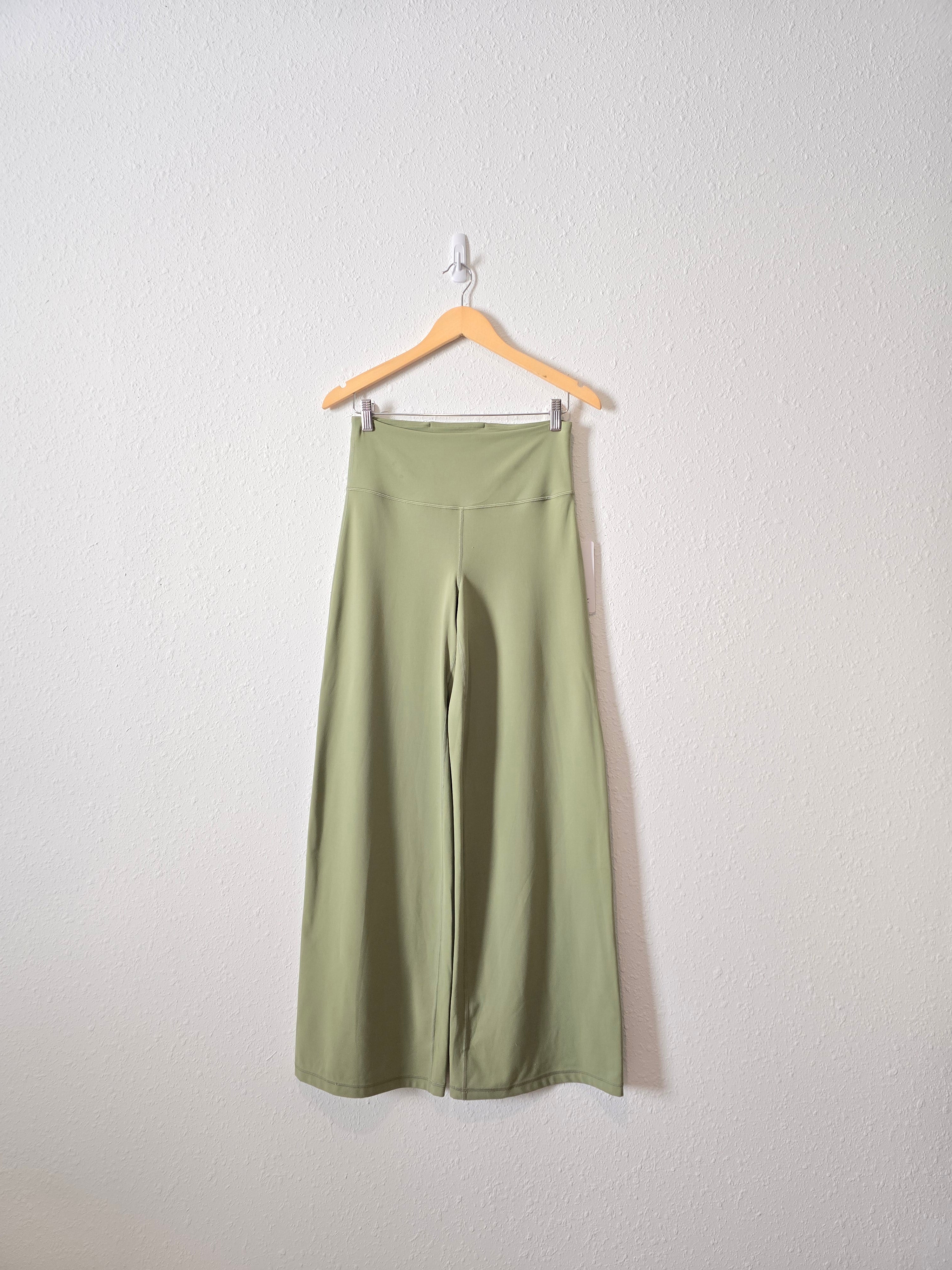 NEW Athleta Sage Wide Leg Pants (M)