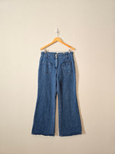 Load image into Gallery viewer, Anthropologie Wide Leg Jeans (32)
