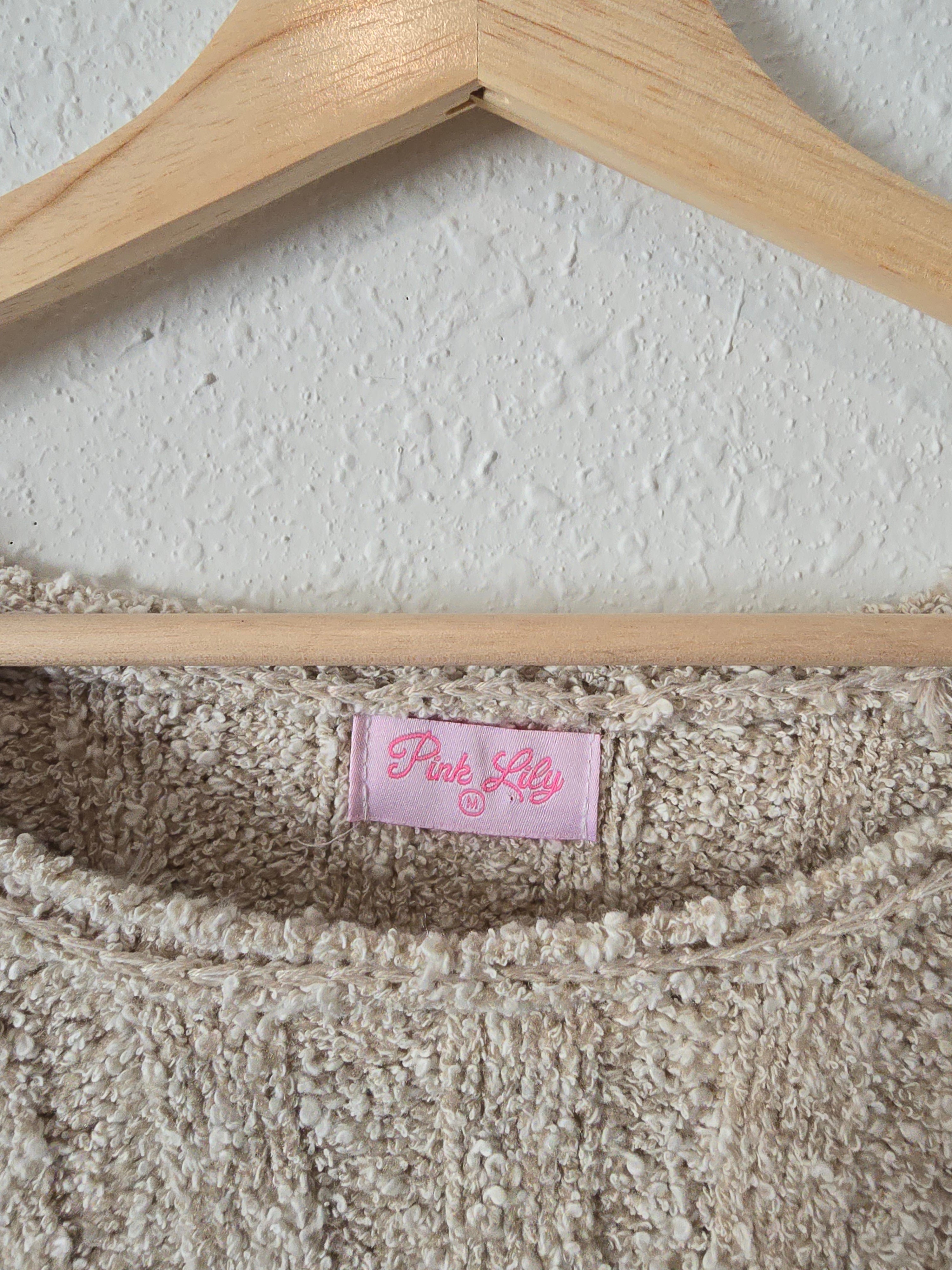 Pink Lily Chunky Knit Sweater (M)