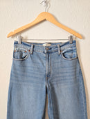 Abercrombie High Rise Mom Jeans (27/4 short)