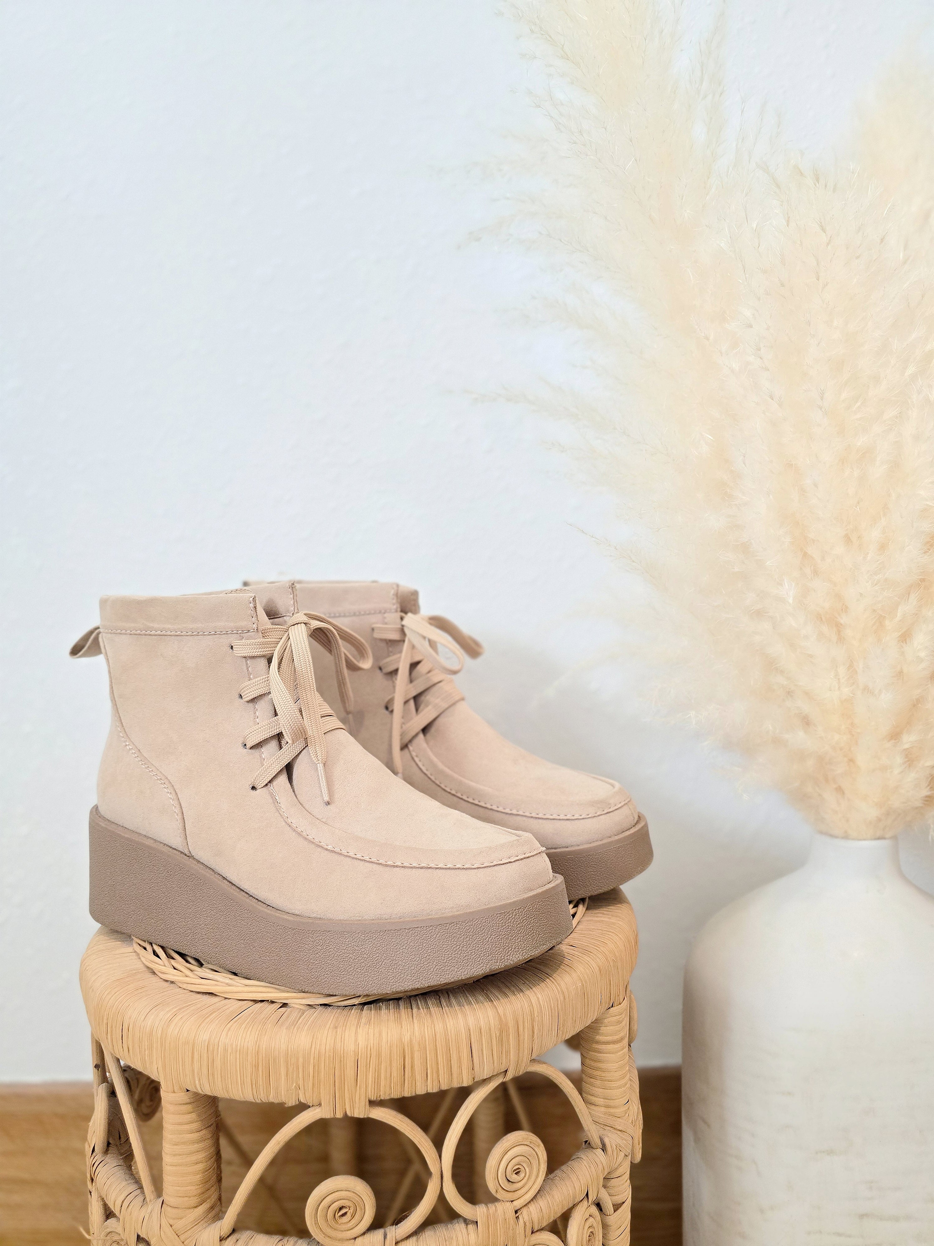 Lace Up Platform Ankle Boots (9.5)