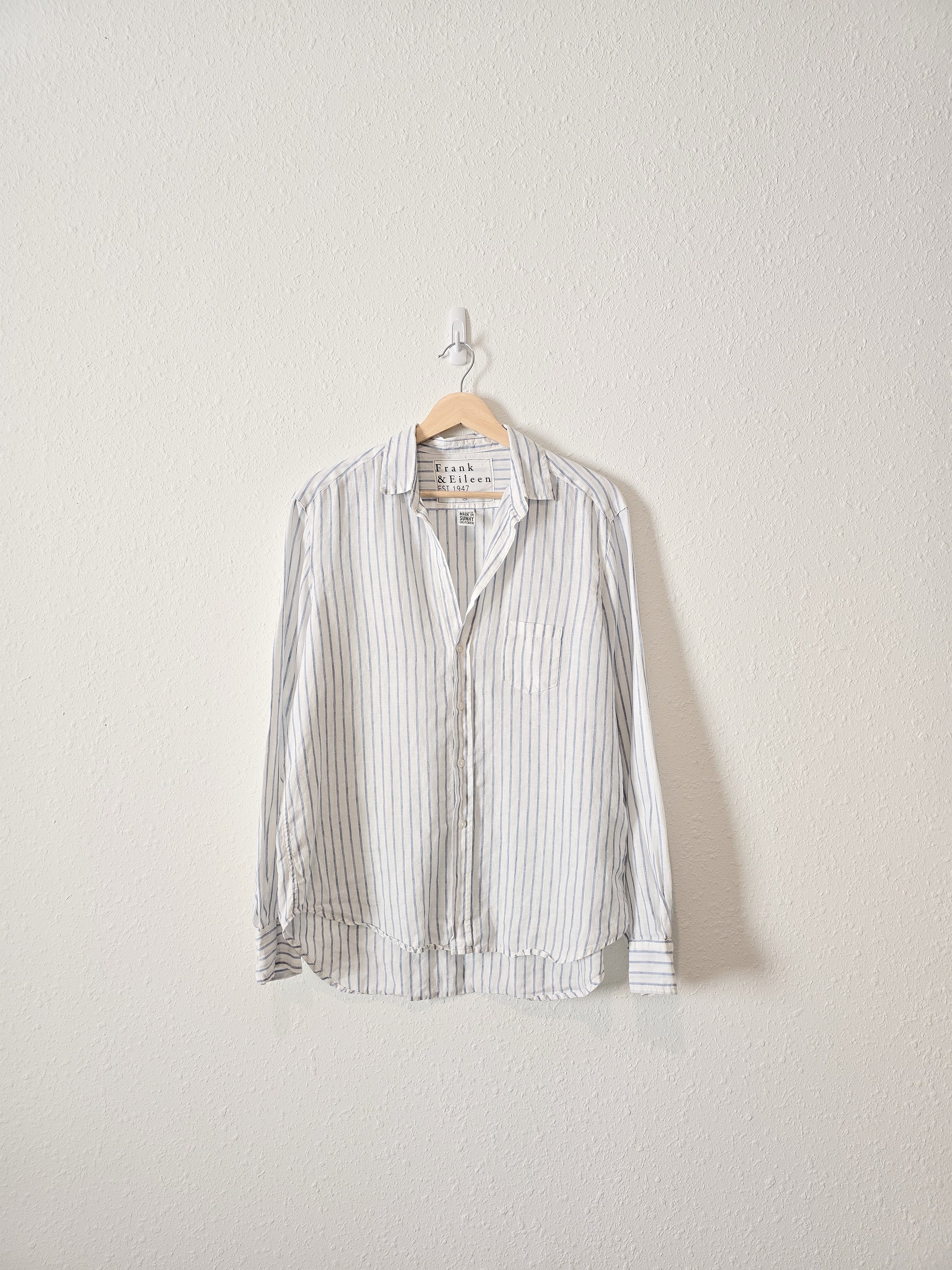 Frank & Eileen Oversized Linen Button Up (M)