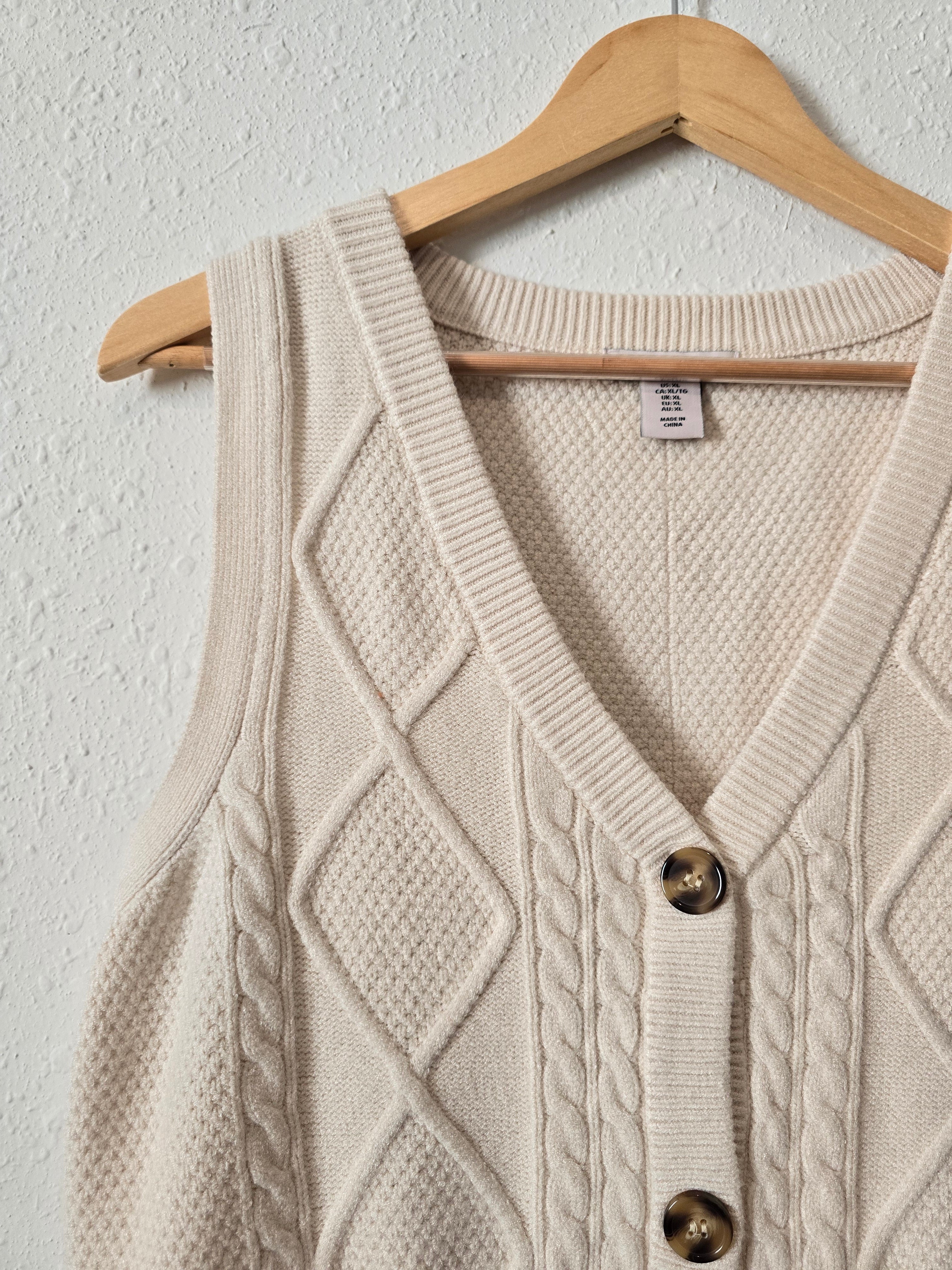 Cable Knit Sweater Vest (XL)