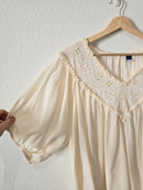 Cream Floral Eyelet Blouse (2X)