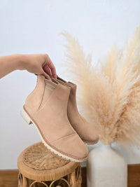 Toms Suede Ankle Boots (8.5)