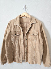 Load image into Gallery viewer, Corduroy Button Up Shacket (S)
