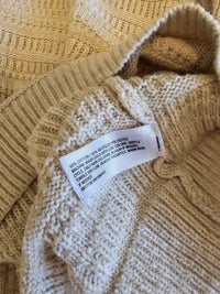 Neutral Textured Knit Sweater (XXL)