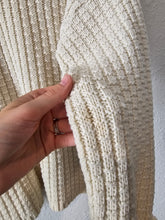 Load image into Gallery viewer, Vintage Chunky Textured Sweater (S)
