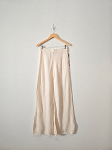 NEW Wide Leg Knit Pants (L)