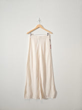 Load image into Gallery viewer, NEW Wide Leg Knit Pants (L)
