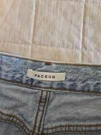 Light Wash Straight Jeans (27)