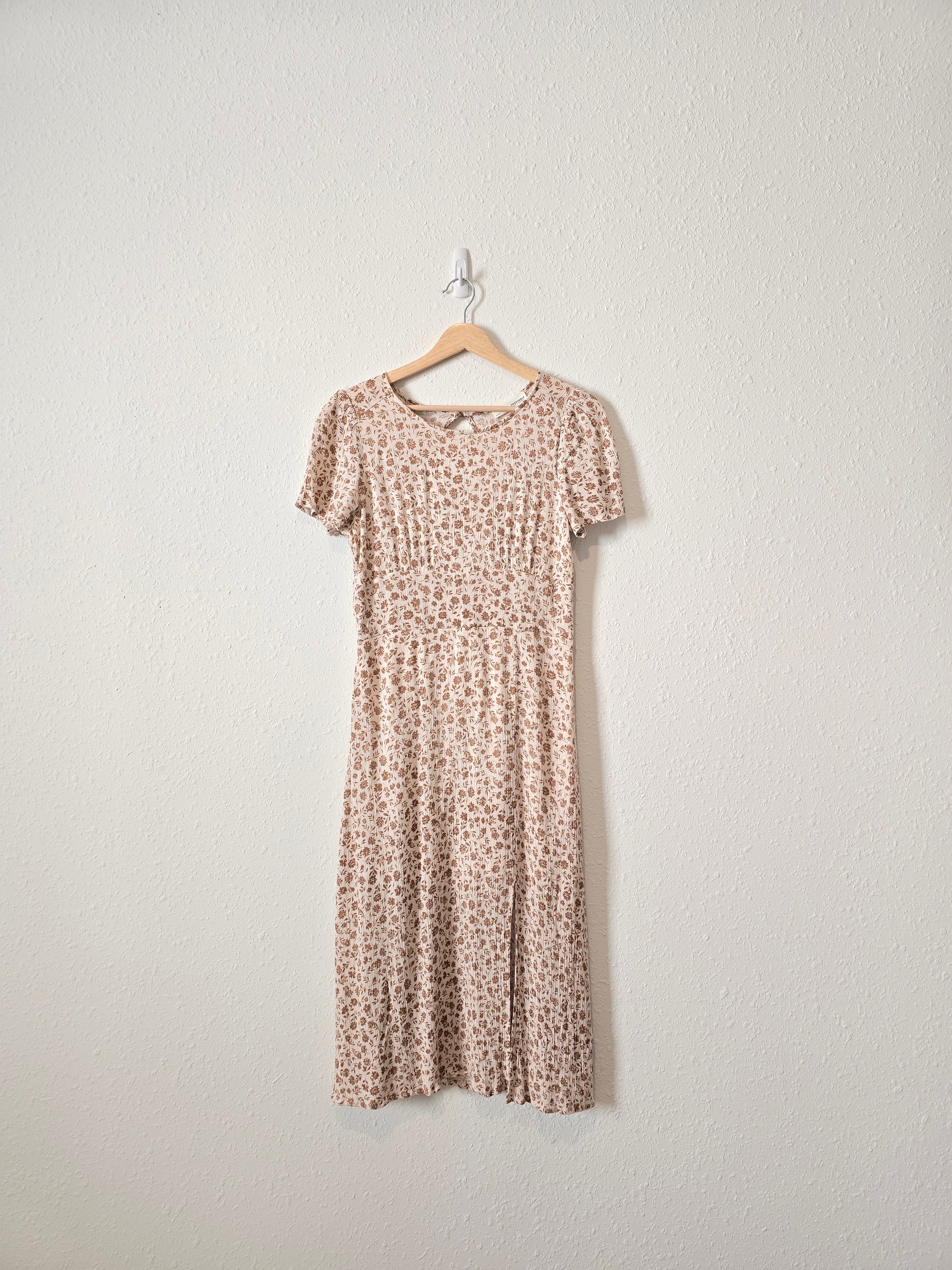 Floral Smocked Midi Dress (M)