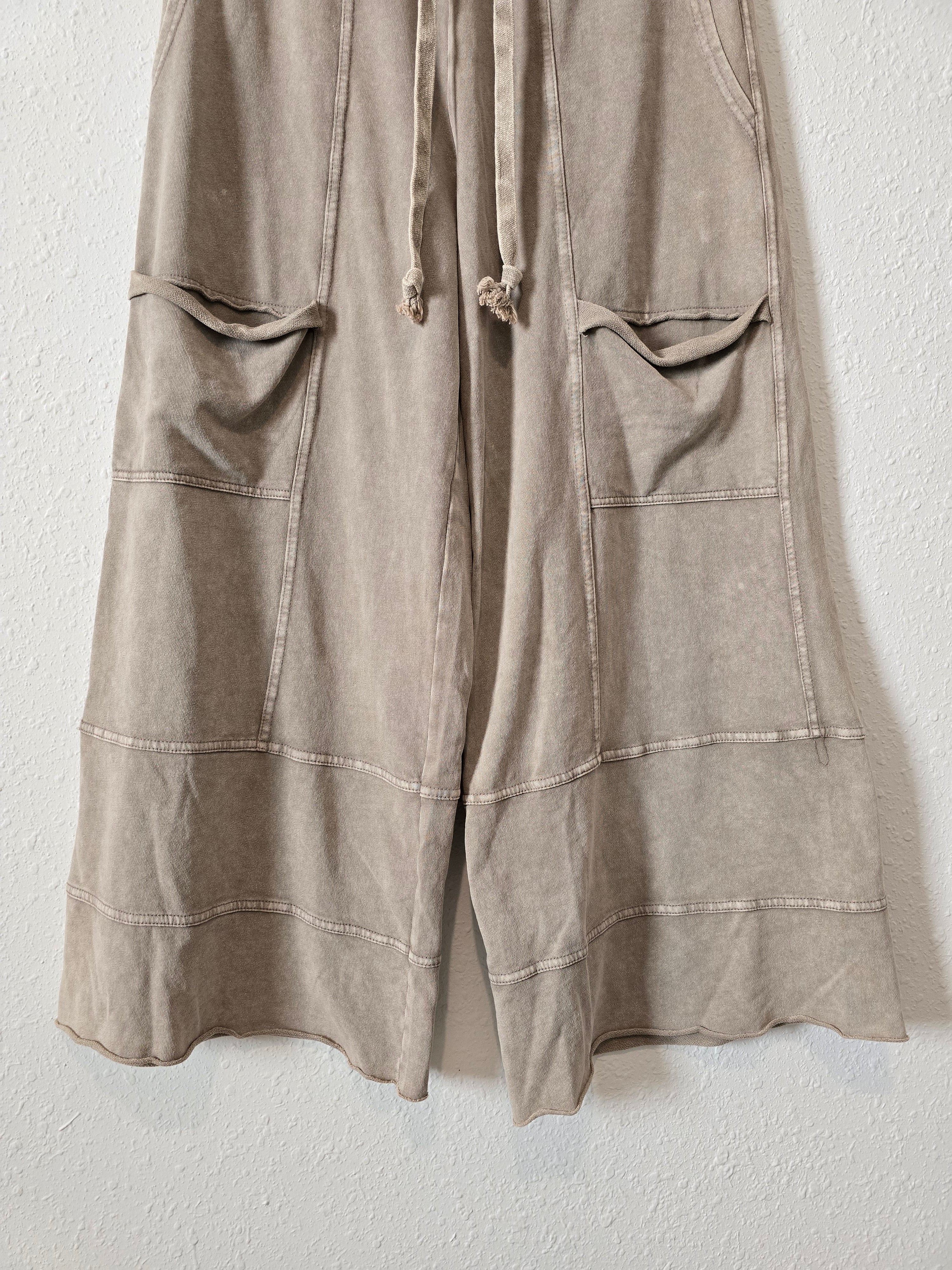 Easel Wide Leg Pants (M)