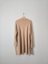 Load image into Gallery viewer, Barefoot Dreams Cozy Cardigan (XL)
