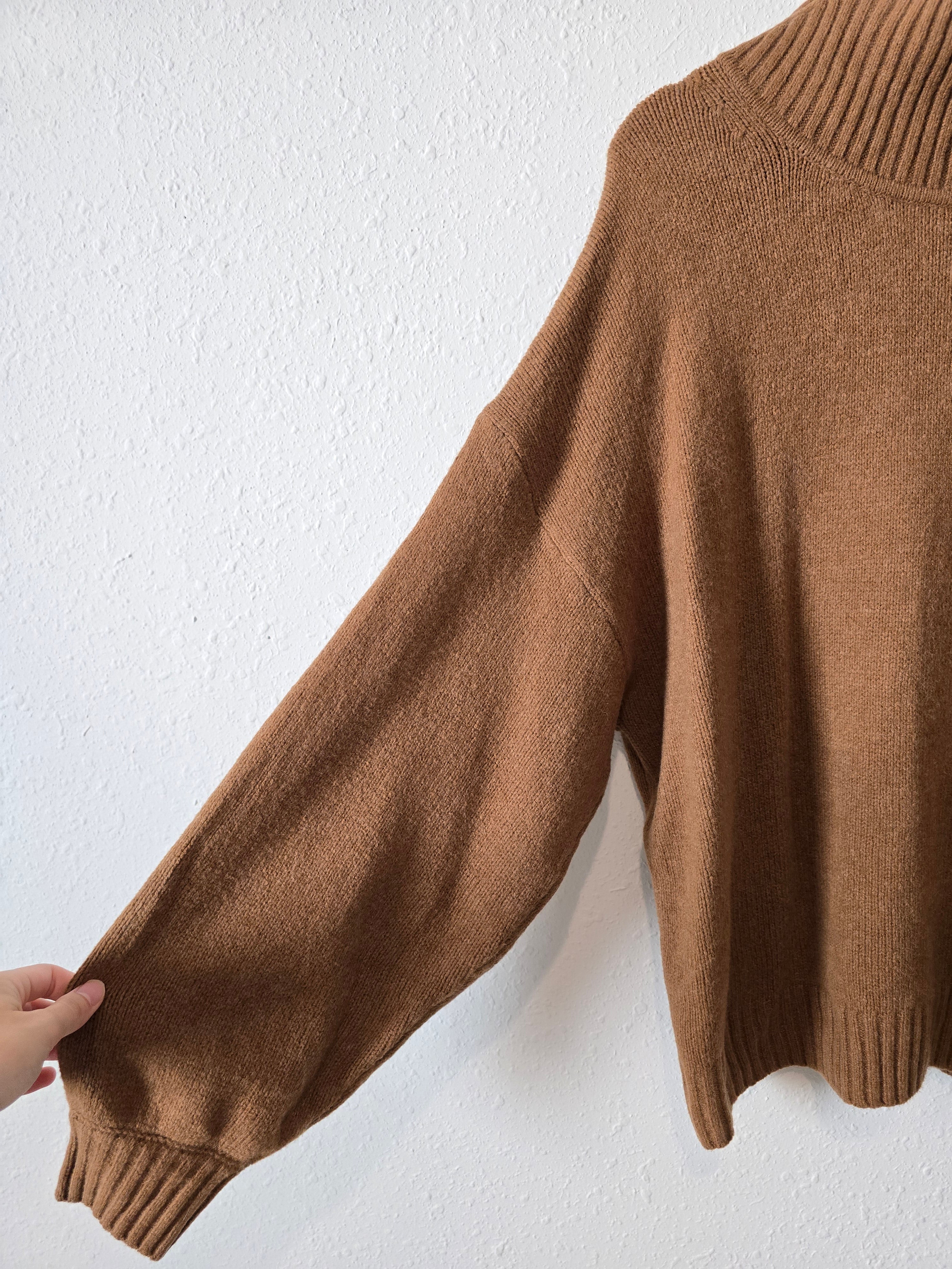 Brown Mockneck Sweater (L)