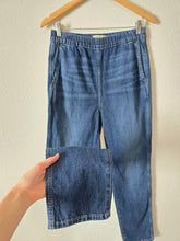 Load image into Gallery viewer, NEW Madewell Pull On Straight Jeans (26)
