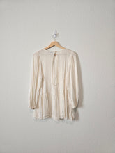 Load image into Gallery viewer, Puff Sleeve Tiered Top (S)
