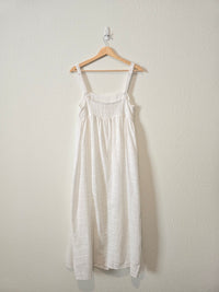 White Flowy Maxi Dress (M)