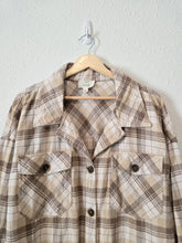 Load image into Gallery viewer, Neutral Plaid Shacket (2X)
