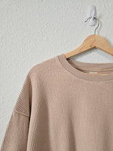 Load image into Gallery viewer, Aerie Oversized Cord Sweatshirt (S)
