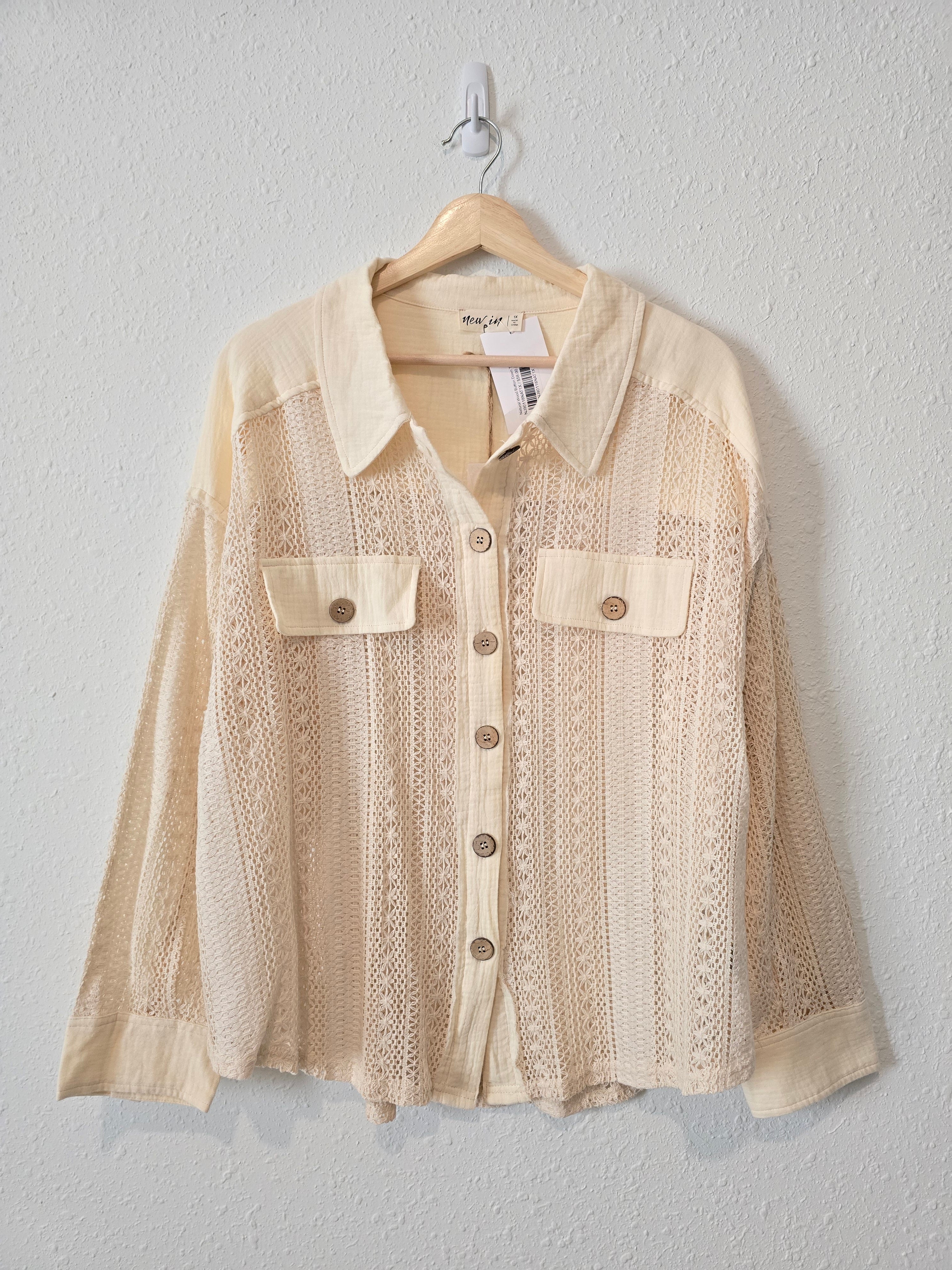 NEW Crochet Button Up (1X)